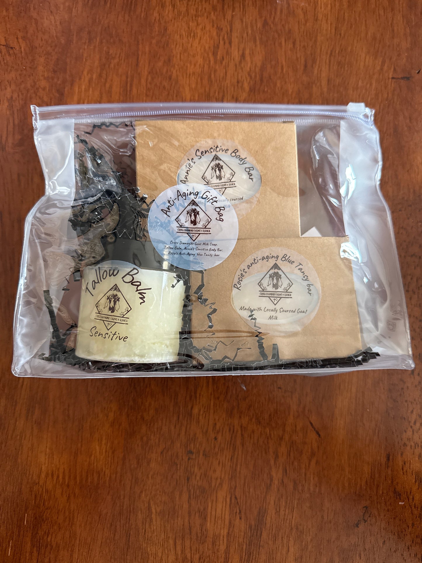 Anti-Aging Care Collection Gift Bag*